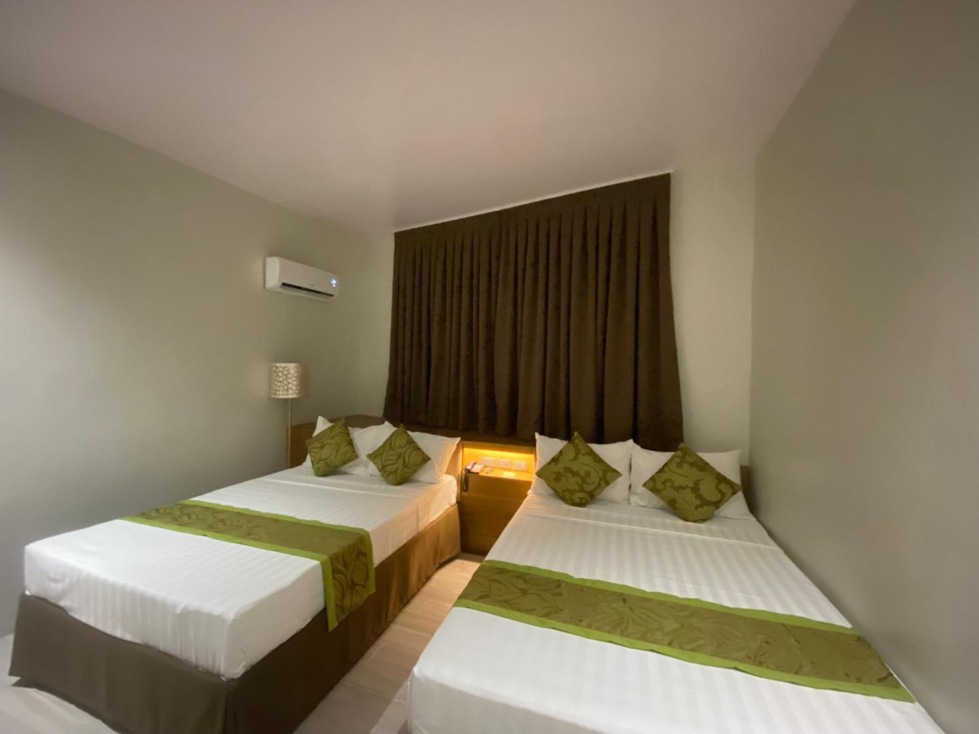 Maxi Hotel And Event Center Tagbilaran Eksteriør billede